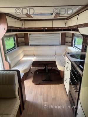 2019 LMC VIP Exquisite 695 Caravan image5