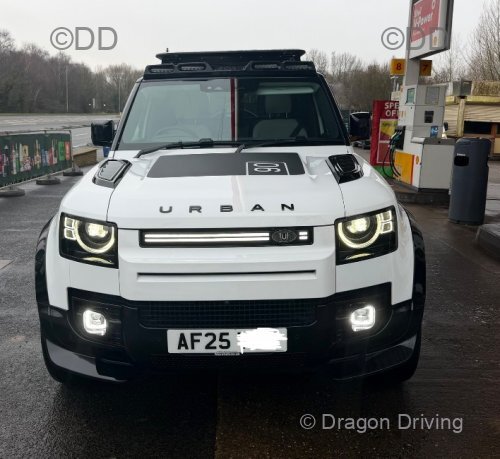 2025 Land Rover Defender 90