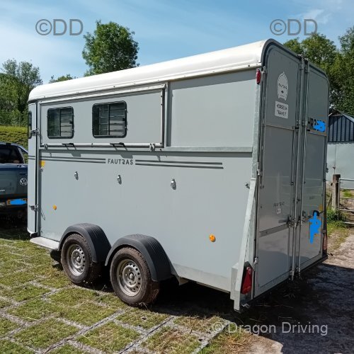 2021 Fautras Oblic 3 Horse Trailer 