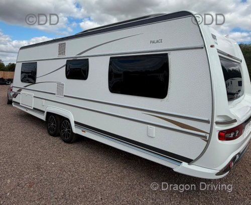 2021 Fendt 650 Diamond Caravan
