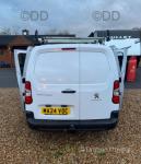 2024 Peugeot Partner 