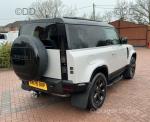 Land Rover Defender 90