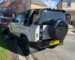 Land Rover Defender 90