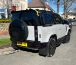 Land Rover Defender 90