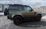 Land Rover Defender 90
