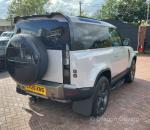 Land Rover Defender 90