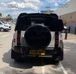 Land Rover Defender 90