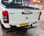 2020 Mitsubishi L200