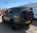 Land Rover Defender 90